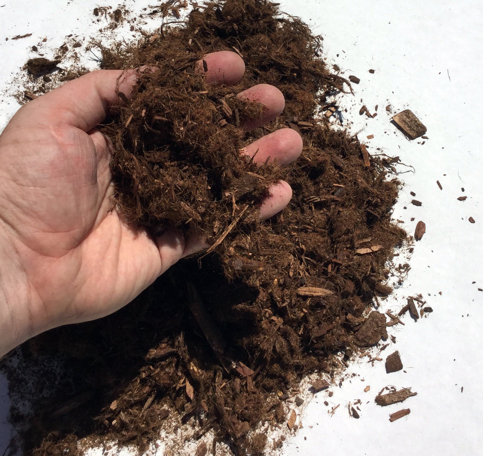 Mighty109 "Gorilla Hair" Shredded Redwood Mulch